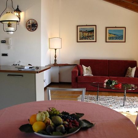 Alveluu Ristorante E Suites Tremezzo Rum bild